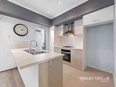 4 Metro Boulevard, Clarkson WA 6030