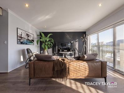 4 Metro Boulevard, Clarkson WA 6030