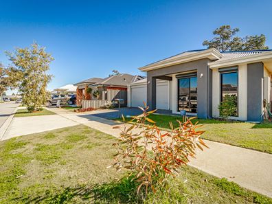 67 Luminous Loop, Wellard WA 6170