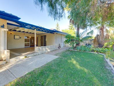 9 Laguna Street, Safety Bay WA 6169