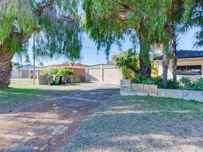 9 Laguna Street, Safety Bay WA 6169