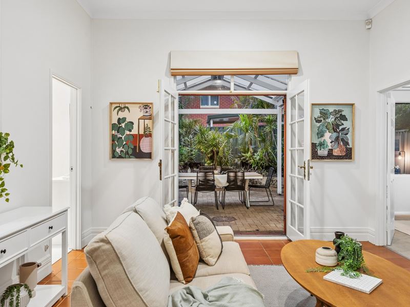 110 Whatley Crescent, Maylands WA 6051