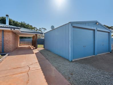 4 St John Grove, Hannans WA 6430