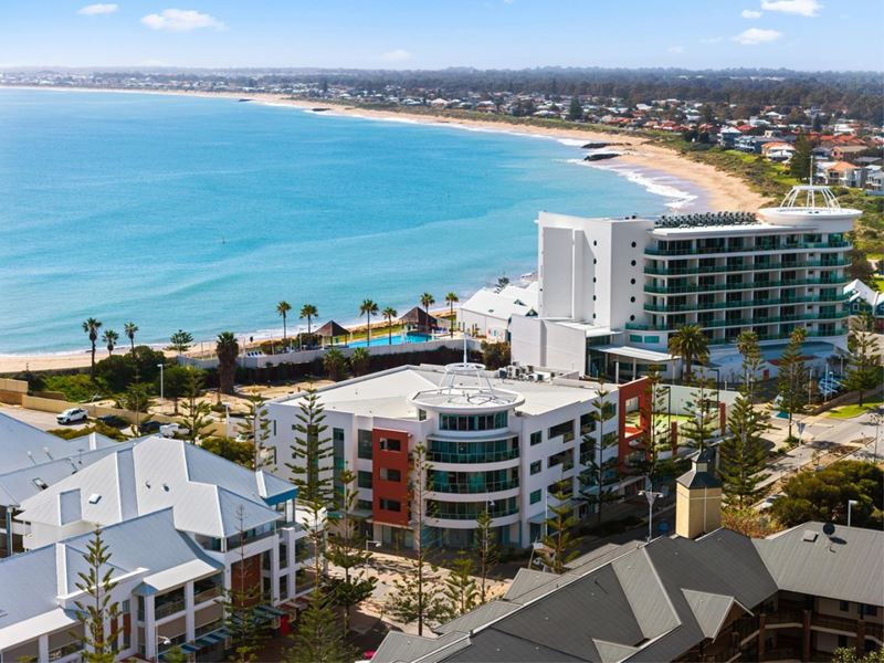 103/16 Dolphin Drive, Mandurah WA 6210