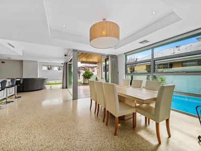 7 Honeypot Way, Churchlands WA 6018