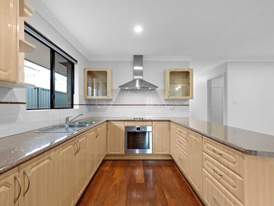 81A Ocean Road, Coogee WA 6166