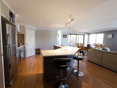26 Brigalow Bend, Ellenbrook WA 6069