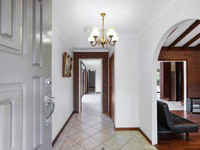39 Lanchester Way, Stirling WA 6021