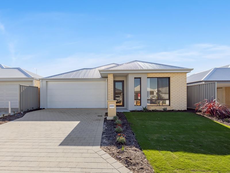 7 Sibsey Road, Eglinton WA 6034