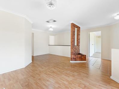 6 Carcoo Court, Beckenham WA 6107