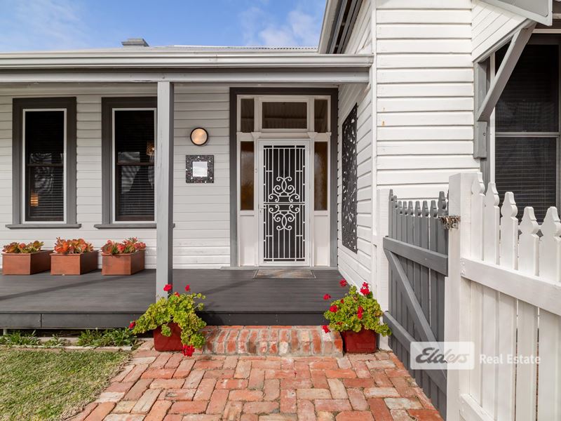 35 Moore Street, Bunbury WA 6230