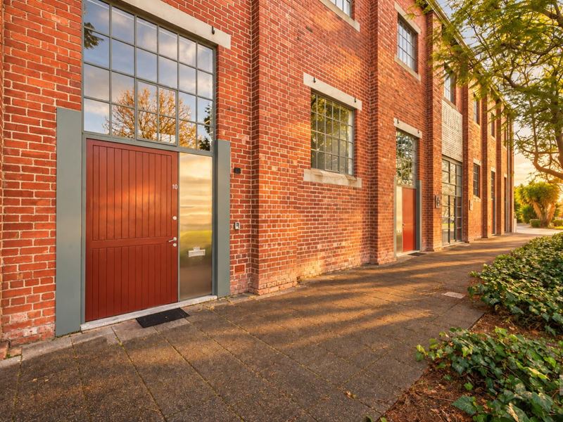 10 Saunders Street, East Perth WA 6004
