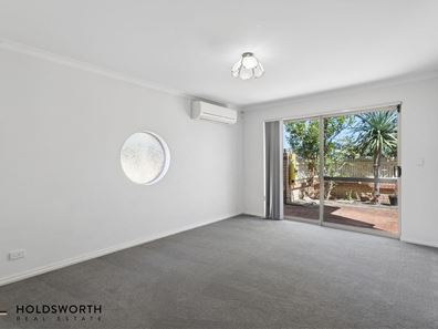 1/52 Moulden Avenue, Yokine WA 6060