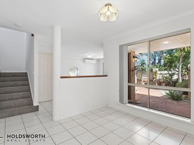 1/52 Moulden Avenue, Yokine WA 6060