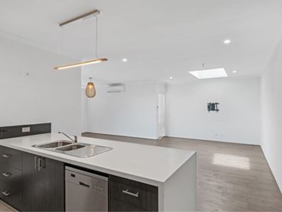 11 Scrubwren Circuit, Alkimos WA 6038
