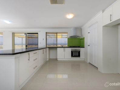 64 Belvoir Crescent, Orelia WA 6167