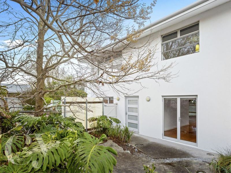15A Simper Crescent, White Gum Valley WA 6162