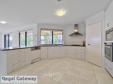 1 Harmony Avenue, Atwell WA 6164