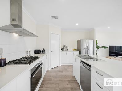 89B Benara Road, Noranda WA 6062