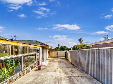 11 Truarn St, Mandurah WA 6210