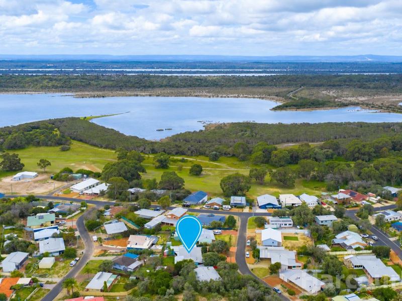 6 Meadowview Court, Preston Beach WA 6215