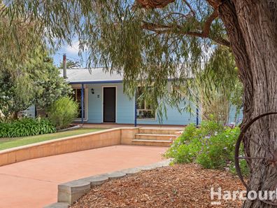 6 Meadowview Court, Preston Beach WA 6215