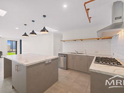 13 Cahill Court, Gledhow WA 6330
