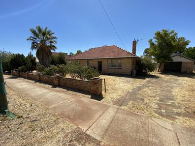 96 Duke Street, Northam WA 6401
