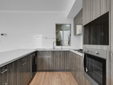 15 Osprey Circle, Ballajura WA 6066