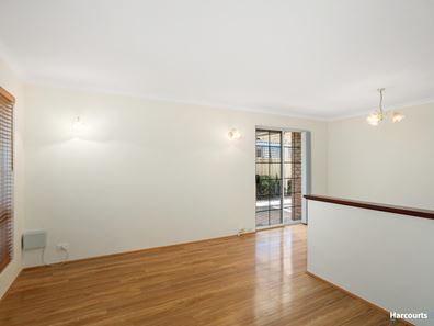 3 Lakewaters View, Gwelup WA 6018