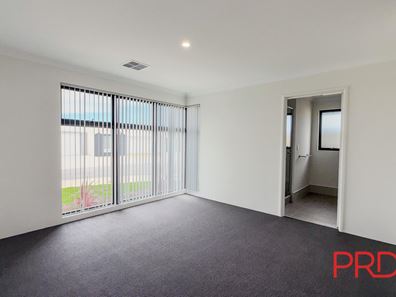 6 Taxiway Mews, Brabham WA 6055