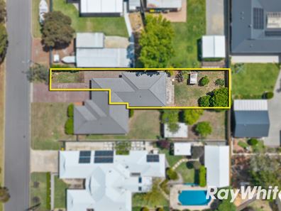 2/8 Cathryn Street, Halls Head WA 6210