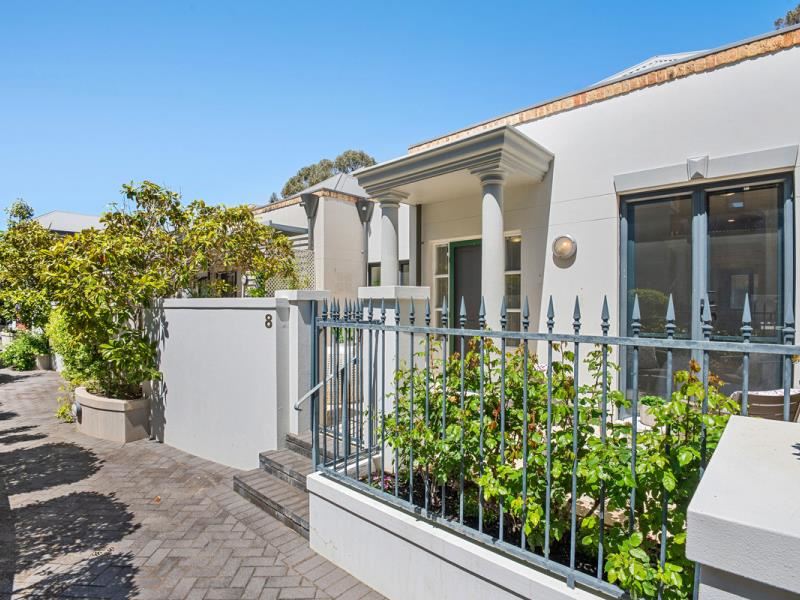 8/8 Bay Road, Claremont WA 6010