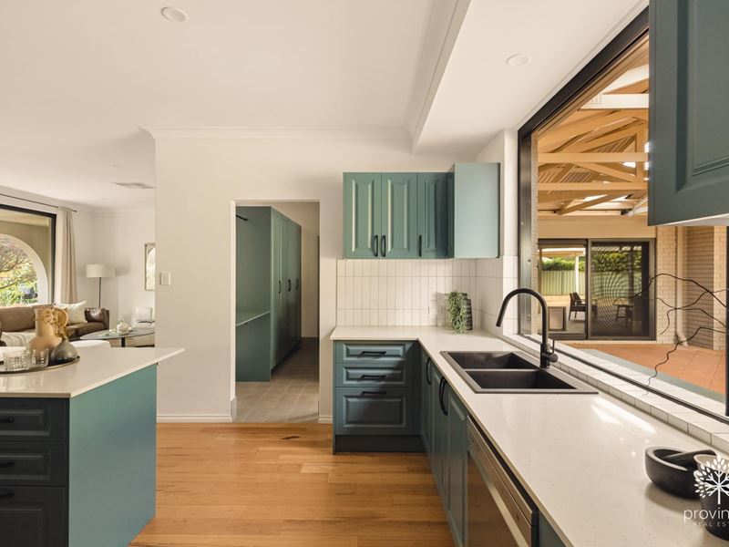 16 Stone Crescent, Darlington WA 6070