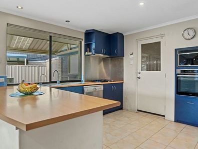 22 Capensia Way, Canning Vale WA 6155