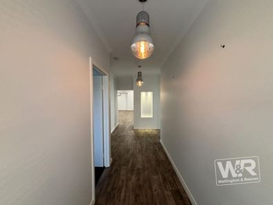 28 Bylund Way, Mckail WA 6330