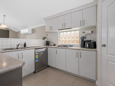 106 Campbell St, Lamington WA 6430