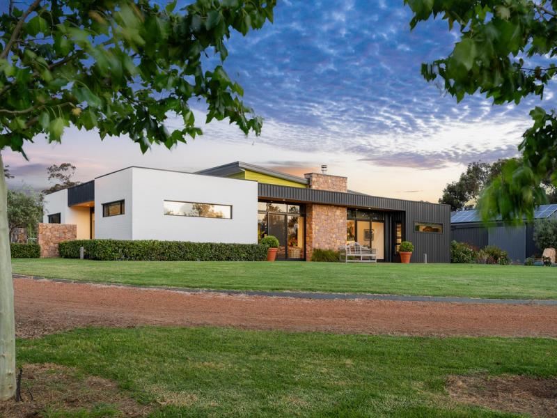 91 Freshwater Drive, Burnside