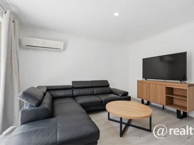 39 Kiandra Parade, Ballajura WA 6066