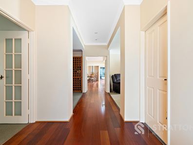 28 Rufford Lane, Canning Vale WA 6155