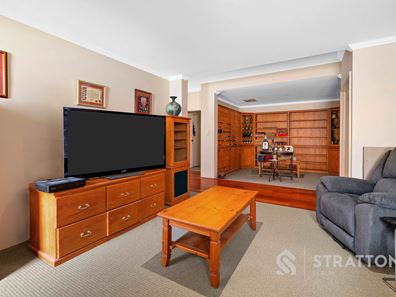 28 Rufford Lane, Canning Vale WA 6155