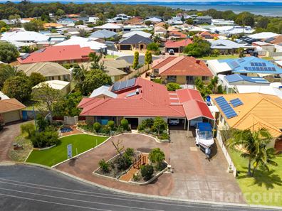 4 Sovereign Place, Wannanup WA 6210