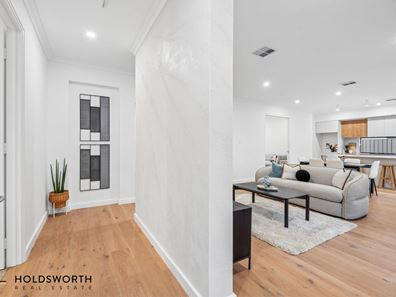 35 Hayes Avenue, Yokine WA 6060