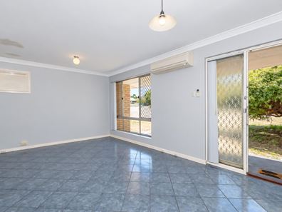 8 Queen Street, Gosnells WA 6110