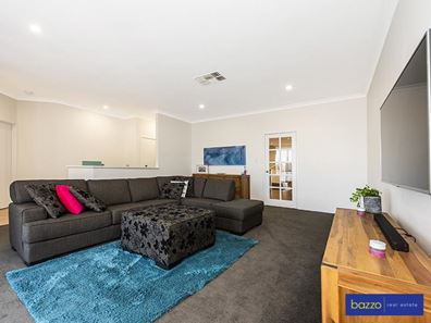 4 Compass Place, Ballajura WA 6066