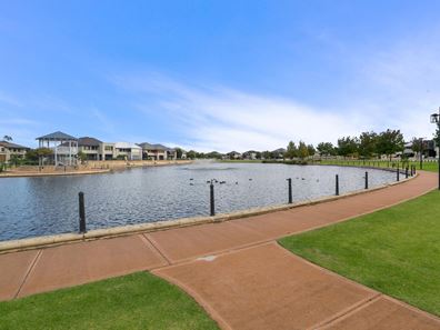 20 Castlewood Parkway, Southern River WA 6110