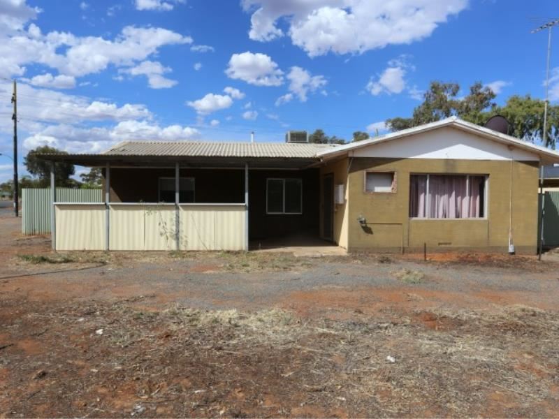 8 Mallee Drv, Kambalda West WA 6442