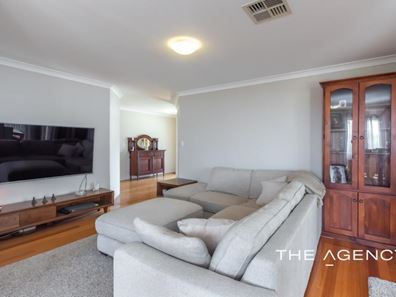 15 Ferndene Mews, Hillarys WA 6025