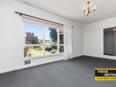 4 Leybourne Street, Thornlie WA 6108