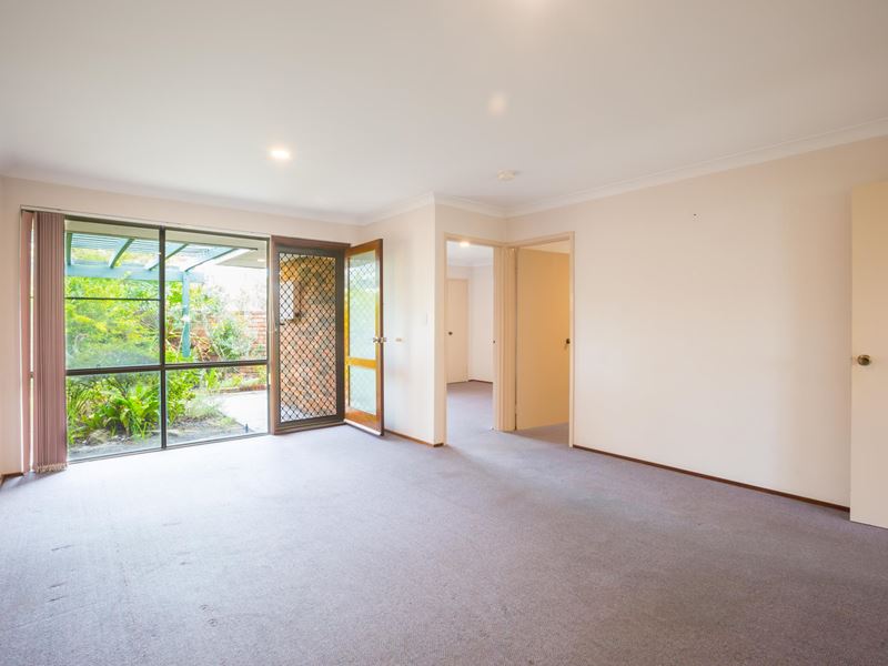 70 Kimberley Way, Parkwood WA 6147